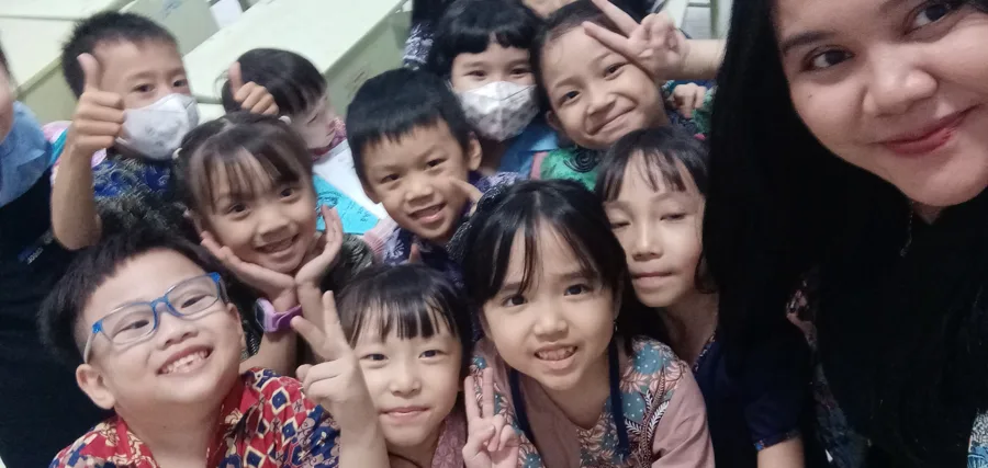 Kegiatan belajar Mandarin - Yiqixuexizhongwen 5